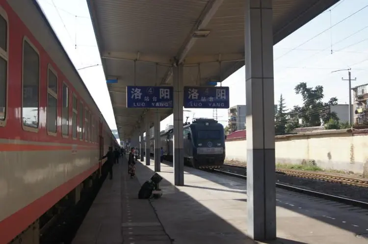 广东江门到洛阳物流专线让您享受无所顾虑的物流服务